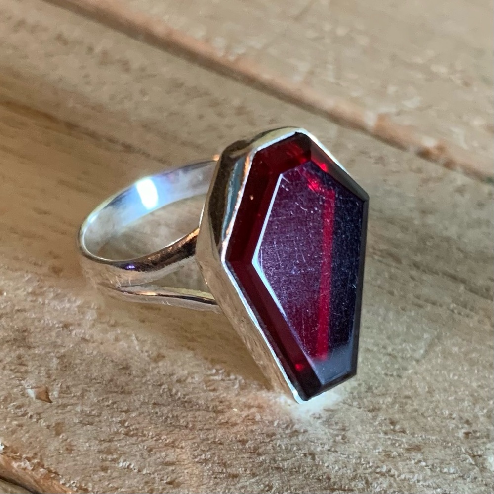 Blood red coffin silver ring handmade goth vampire - Picture 13 of 13